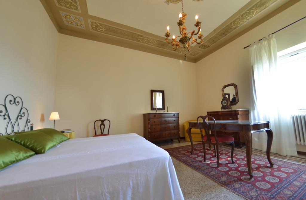 Villa Buonaparte San Miniato Ruang foto